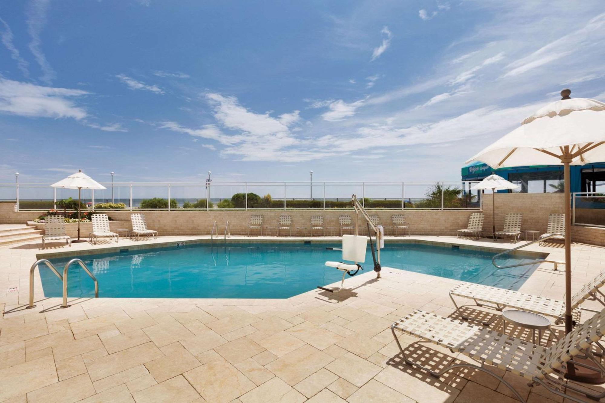 Surfbreak Virginia Beach Oceanfront, Ascend Hotel Collection Bagian luar foto